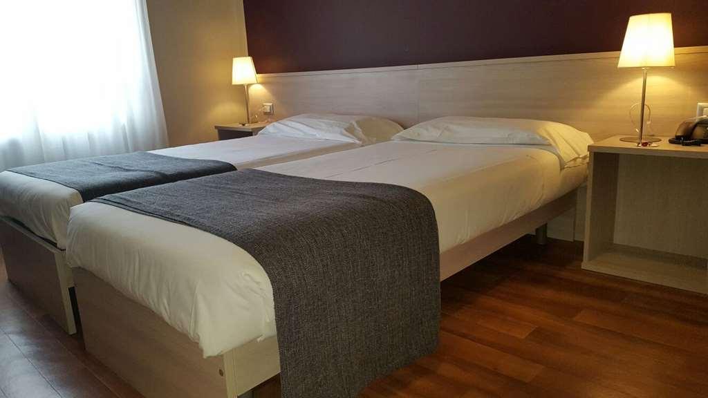 Scarlatti Hotel Milano Room photo